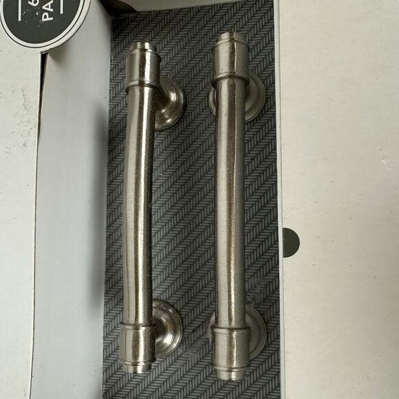 Threshold Knob Set 6 Pack Satin Nickel Finish Bundle of two 085 03 0056 Includes - Picture 3 of 4